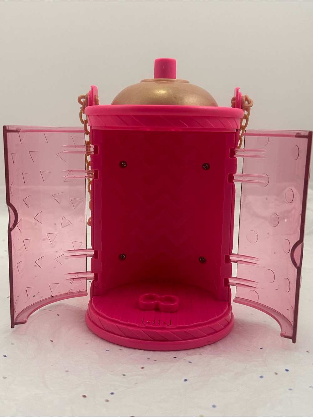 L.O.L. Surprise! Makeover Series #HairGoals hairspray canister capsule HOT PINK